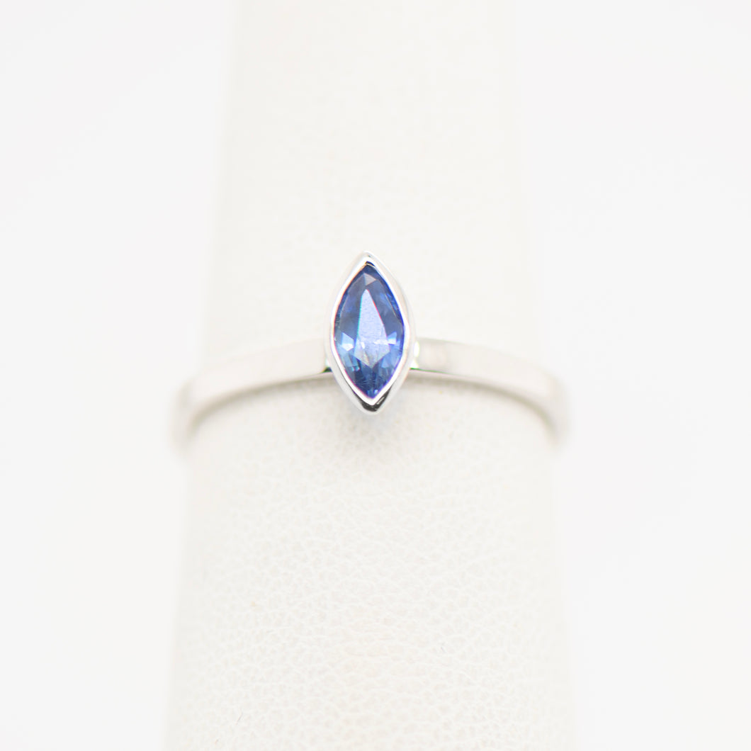 14KW .55ct Marquise Blue Sapphire Ring
