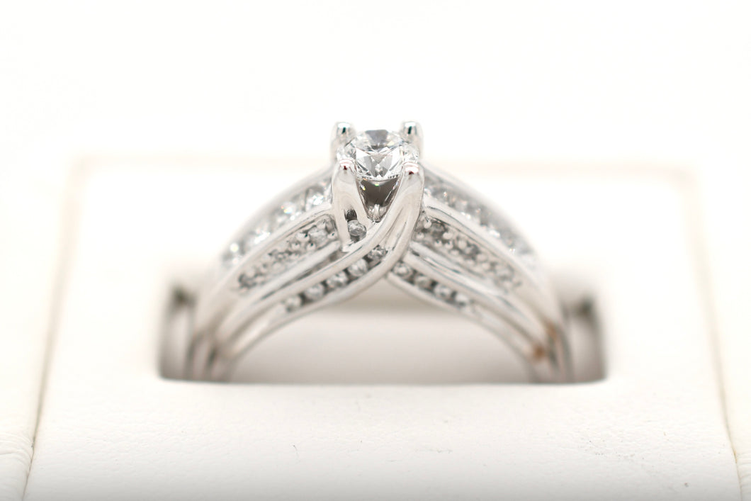 14KW Gold Diamond Ring