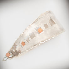 Load image into Gallery viewer, Hinged Vacancy
