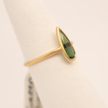 Load image into Gallery viewer, Green Tourmaline 18K Ring
