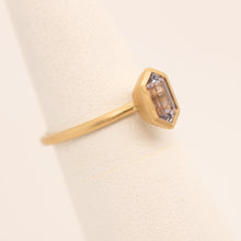 Load image into Gallery viewer, Grey Spinel Hexagon 18K Ring

