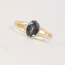 Load image into Gallery viewer, 10K Two-Tone Oval Teal Songea Sapphire Ring
