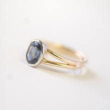 Load image into Gallery viewer, 10K Two-Tone Oval Teal Songea Sapphire Ring
