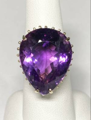 14KY 34.30ct Pear Amethyst Ring