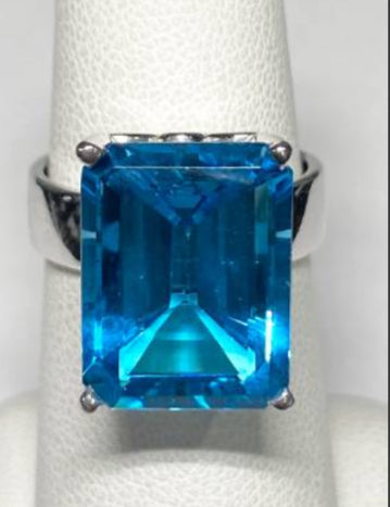 14KW 13.52ct Rectangular Swiss Blue Ring