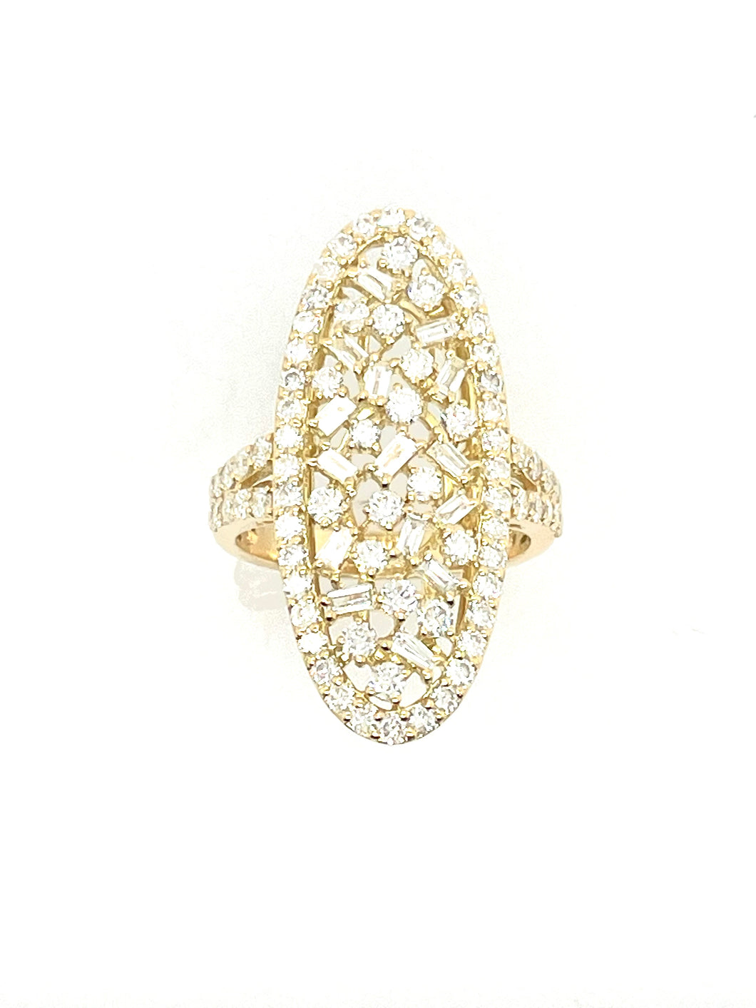 18K Yellow Gold and Diamond Oval Ring
