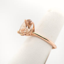 Load image into Gallery viewer, 14K Rose Gold 4.33ct Light Smokey Topaz Solitaire Ring

