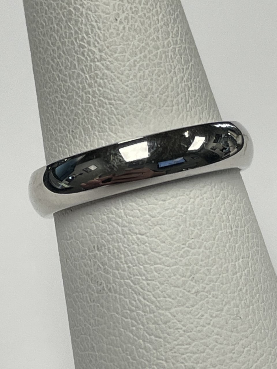 14k White Gold 4mm CF Band